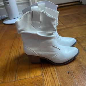 White cowgirl boots